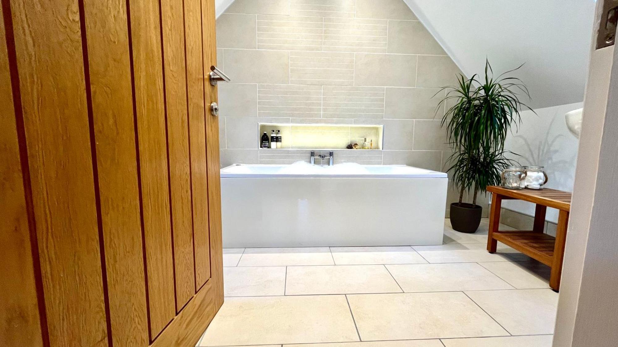 באלאכוליש Bluebell Cottage With Hot Tub מראה חיצוני תמונה